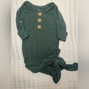 Caden Lane emerald green bamboo knotted gown